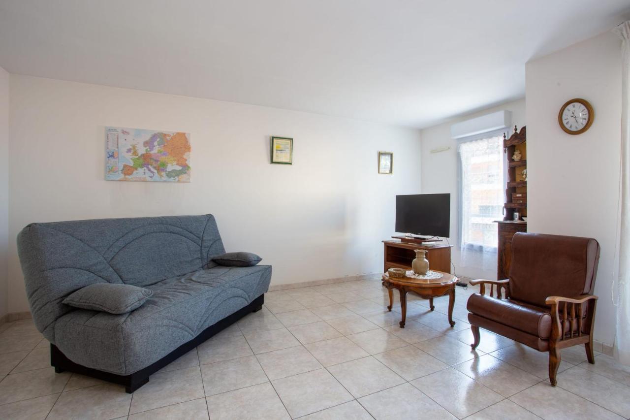 Apartment With Sea View With Two Bedrooms Nice Ngoại thất bức ảnh